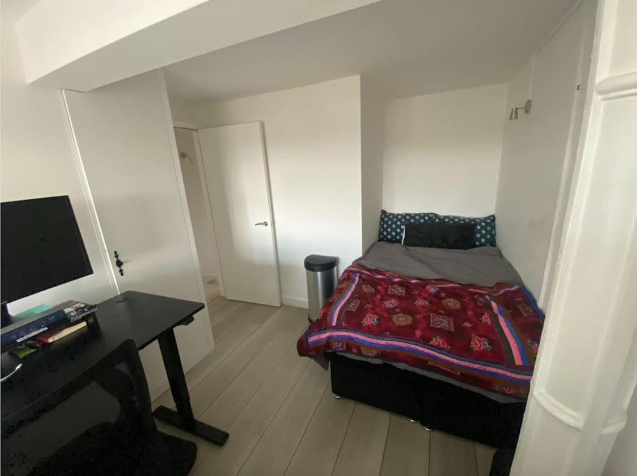 Luxury Artistic 2 Bedroom W/Balcony-Great Location Central לונדון מראה חיצוני תמונה